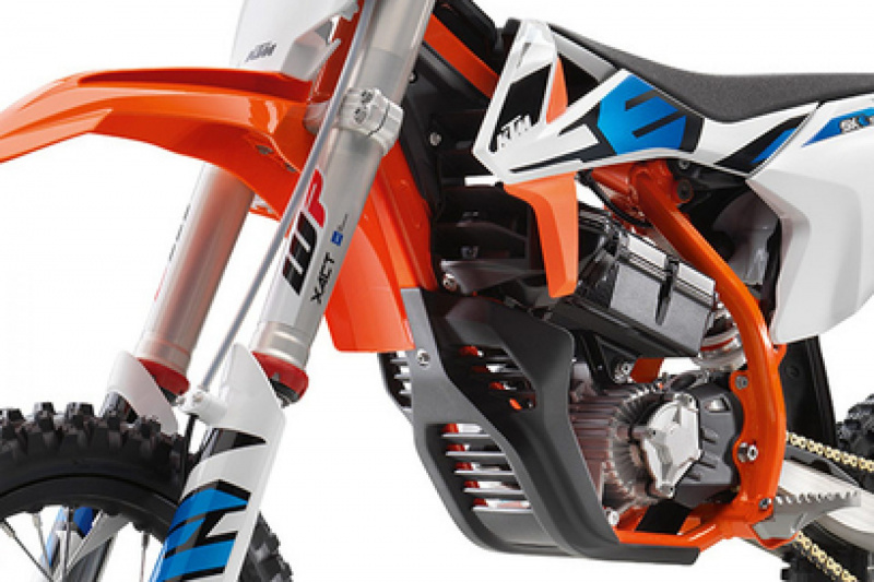 pho_bike_det_sxe5-frontsuspension-my20_sall_aepi_v1-1920x1280