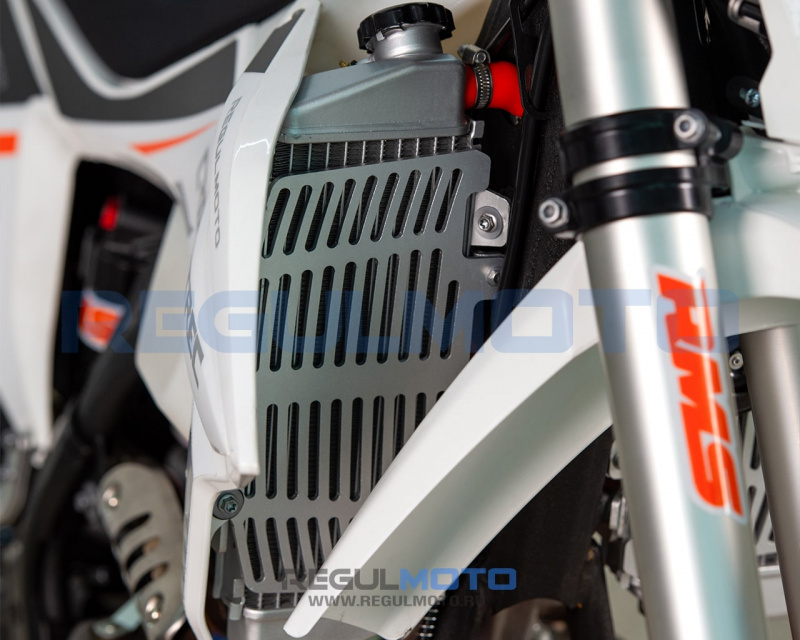 regulmoto_crosstrec7